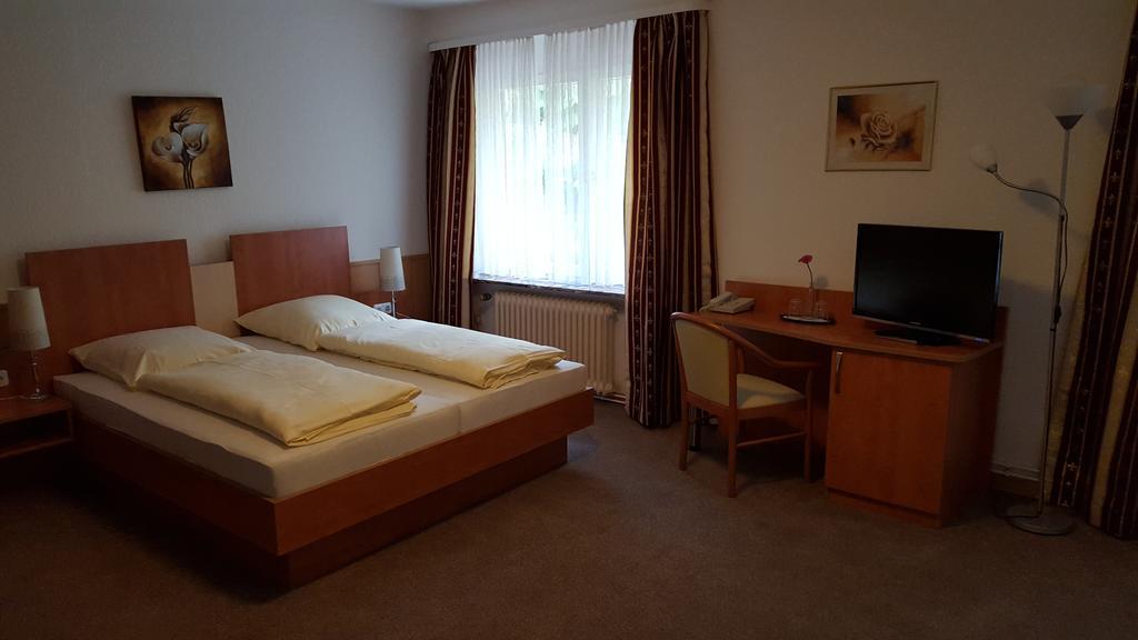 Eldagsen Waldhotel Zur Holzmuhle מראה חיצוני תמונה