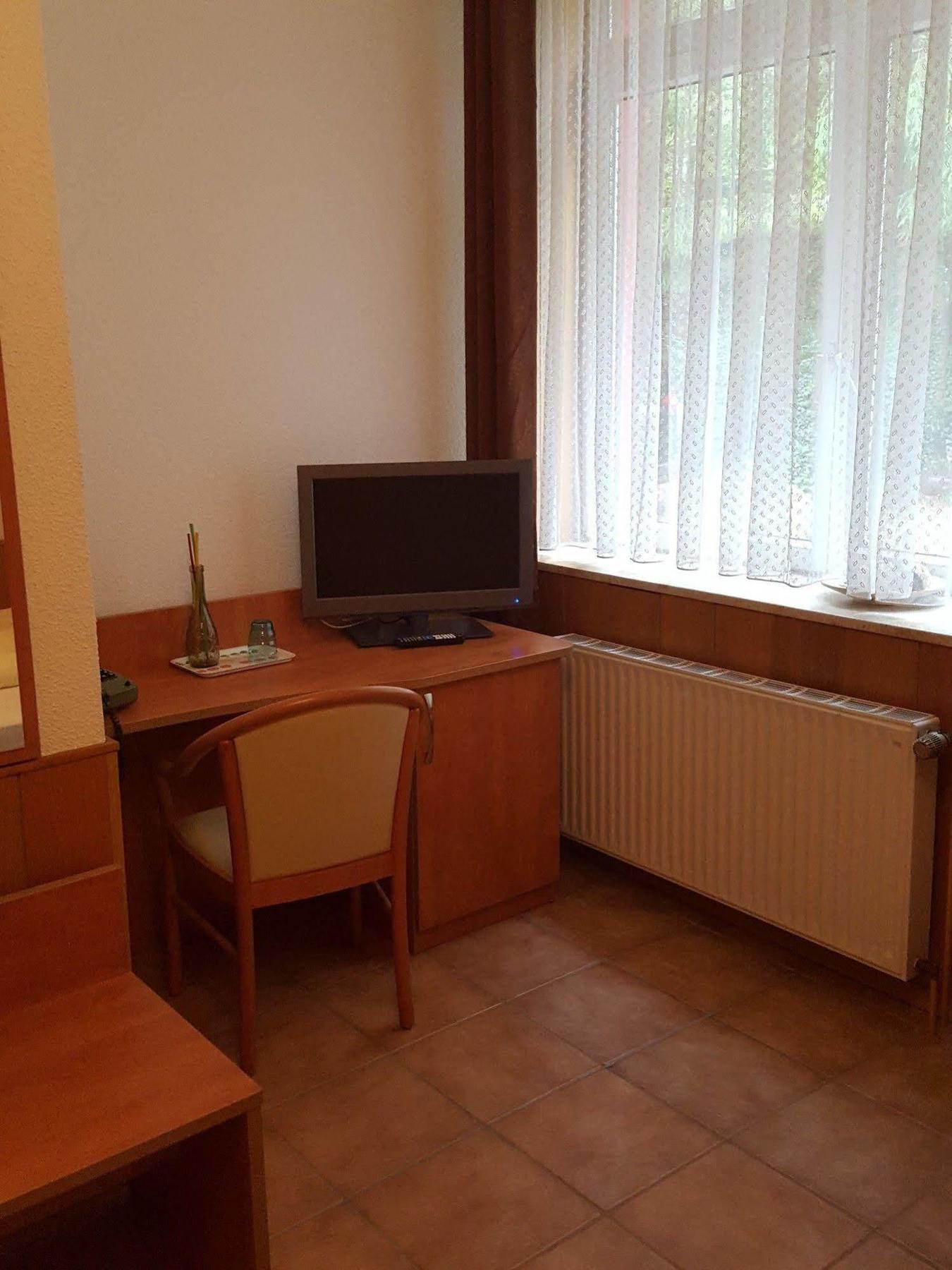 Eldagsen Waldhotel Zur Holzmuhle מראה חיצוני תמונה