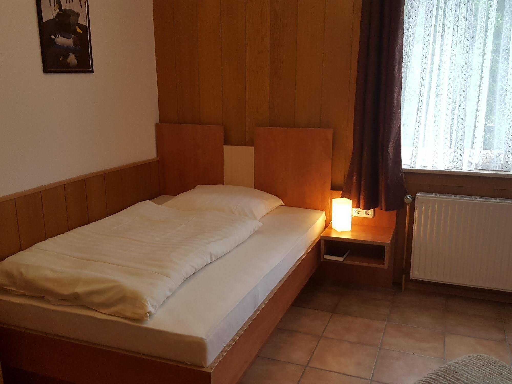 Eldagsen Waldhotel Zur Holzmuhle מראה חיצוני תמונה