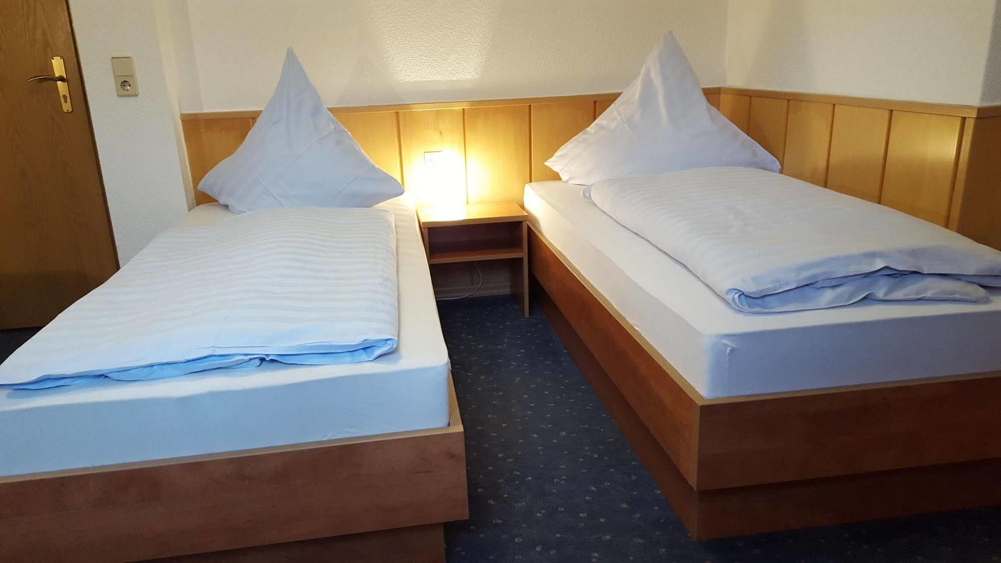 Eldagsen Waldhotel Zur Holzmuhle מראה חיצוני תמונה