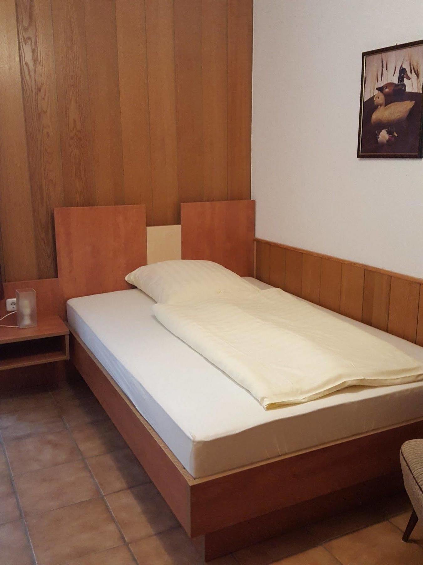 Eldagsen Waldhotel Zur Holzmuhle מראה חיצוני תמונה